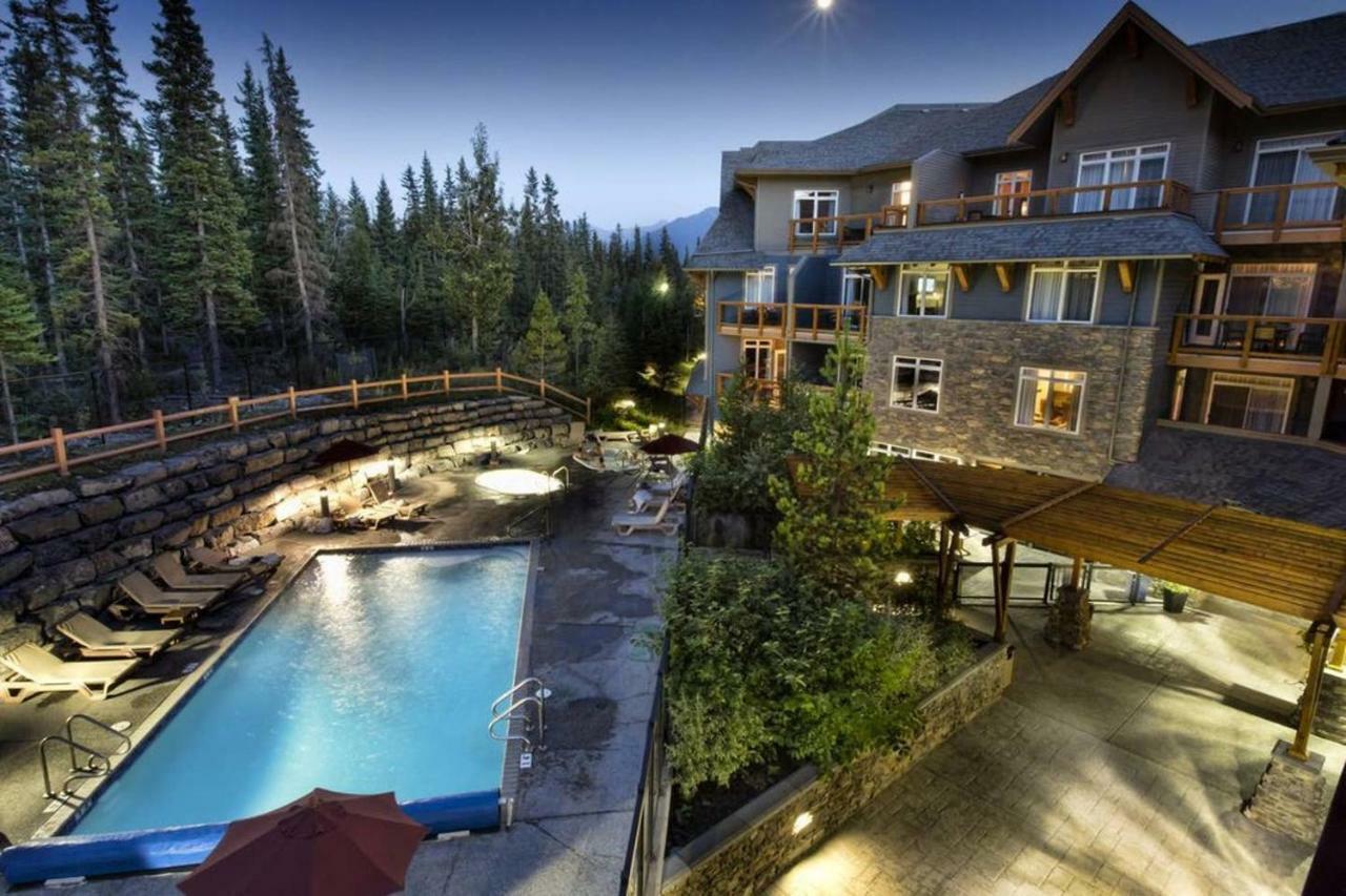 Luxurious & Spacious Mountain Retreat Canmore Eksteriør billede